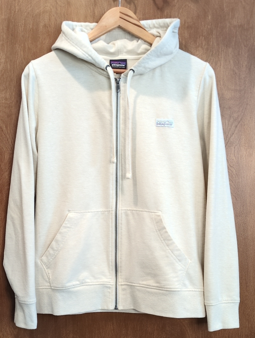 Patagonia Pastel P-6 Label Ahnya Full-Zip Hoody In Oyster White Size M - Picture 2 of 8